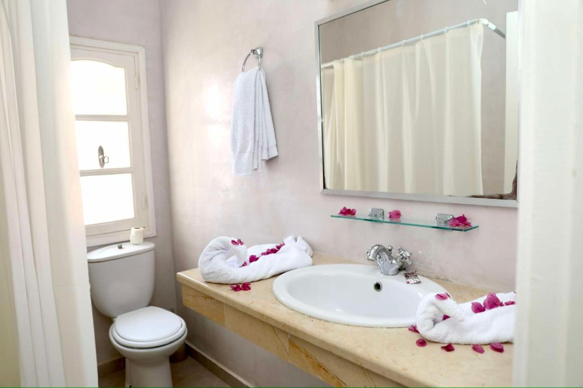 Appart Hotel Rodes Mezraia Dış mekan fotoğraf
